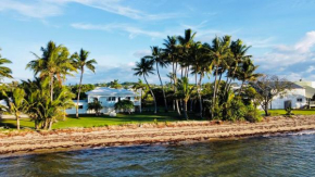 Absolute Beachfront Bowen Beach House-family time, Bowen